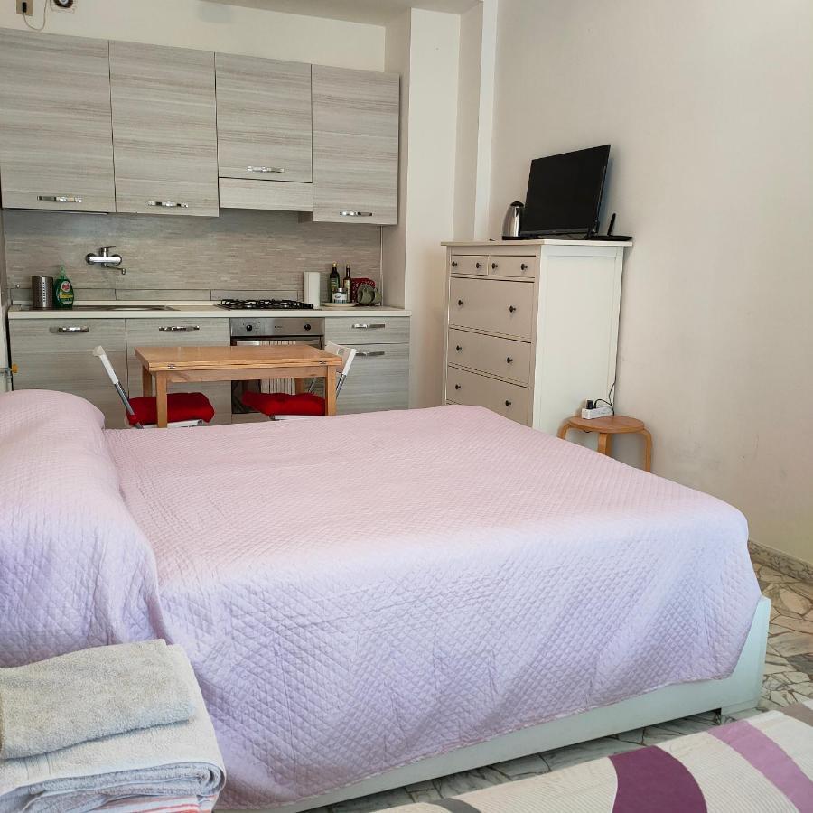Anto Aircon Studio Monolocale A 15 Min Dal Centro ミラノ エクステリア 写真